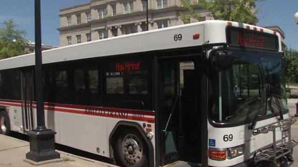 爱荷华市将在COVID-19救援资金的帮助下提供免费巴士交通